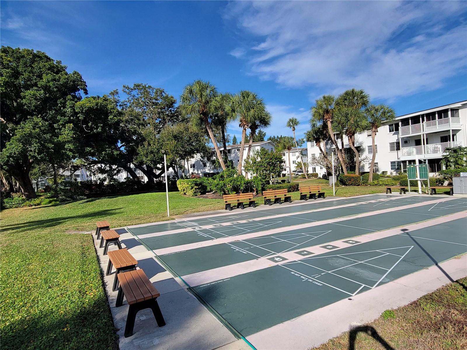 THE THIRD BAYSHORE - Residential