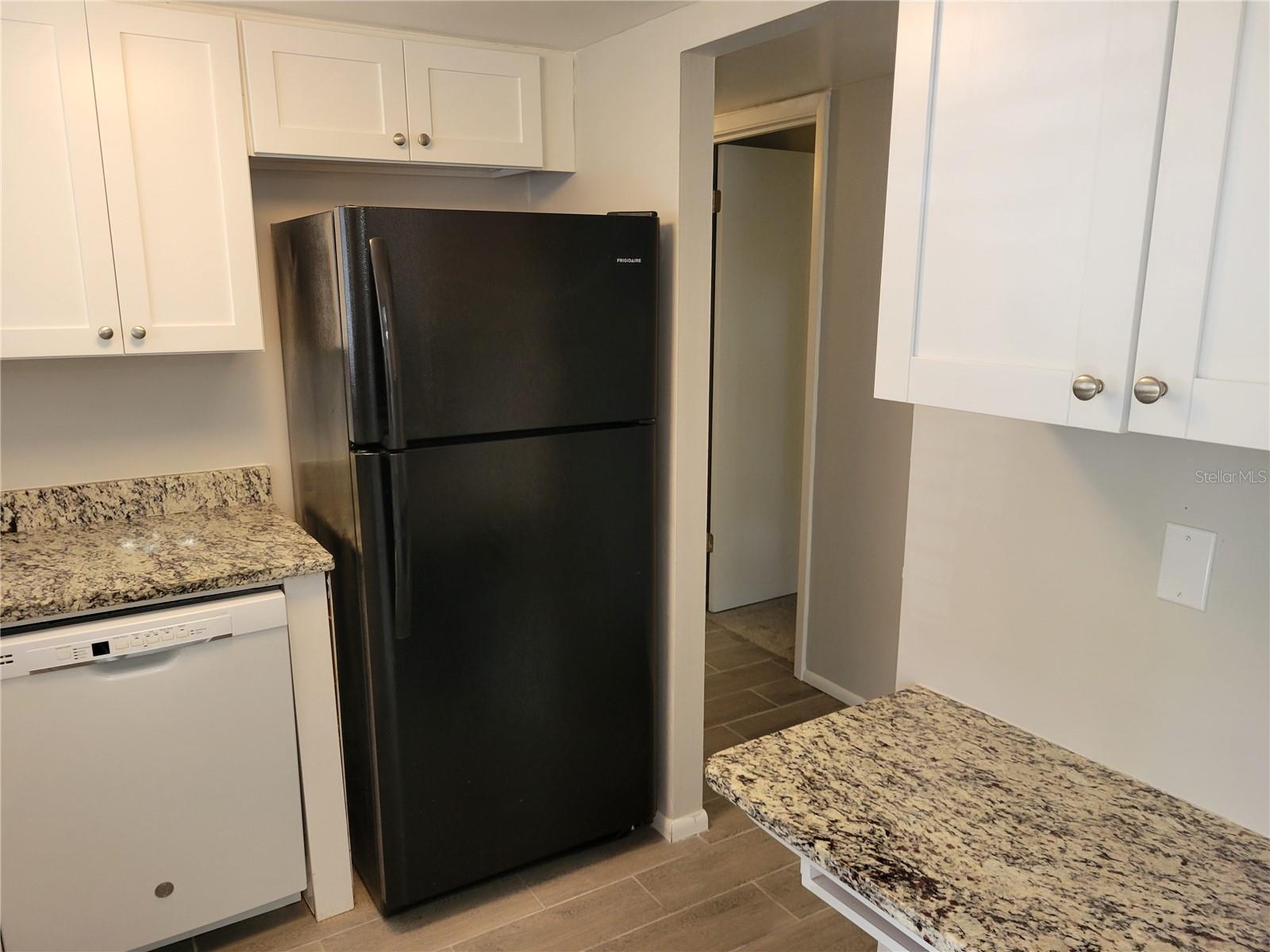 THE THIRD BAYSHORE - Residential