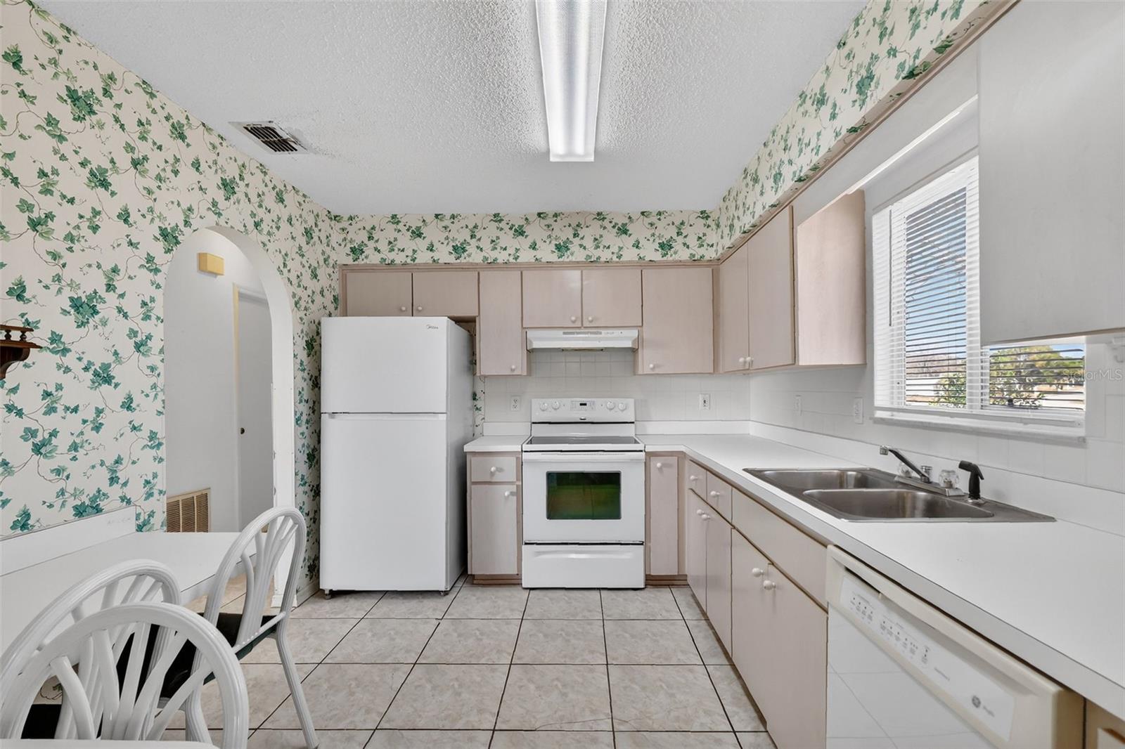 SPRUCE CREEK SOUTH - Residential