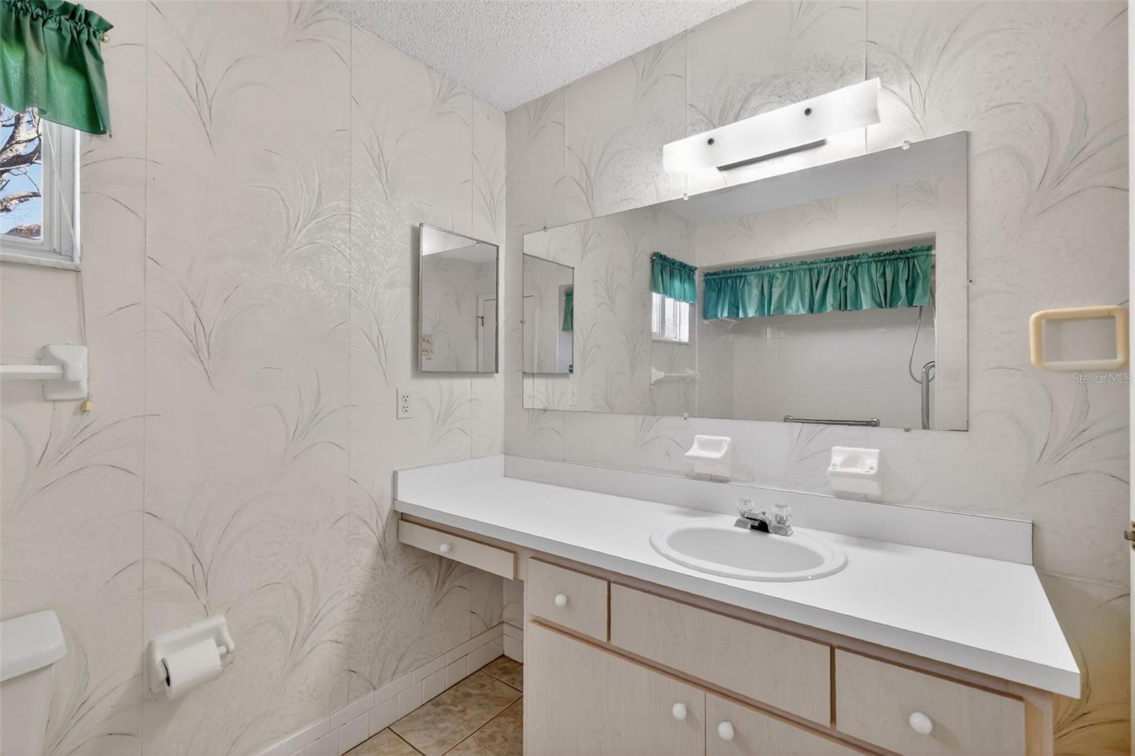 SPRUCE CREEK SOUTH - Residential