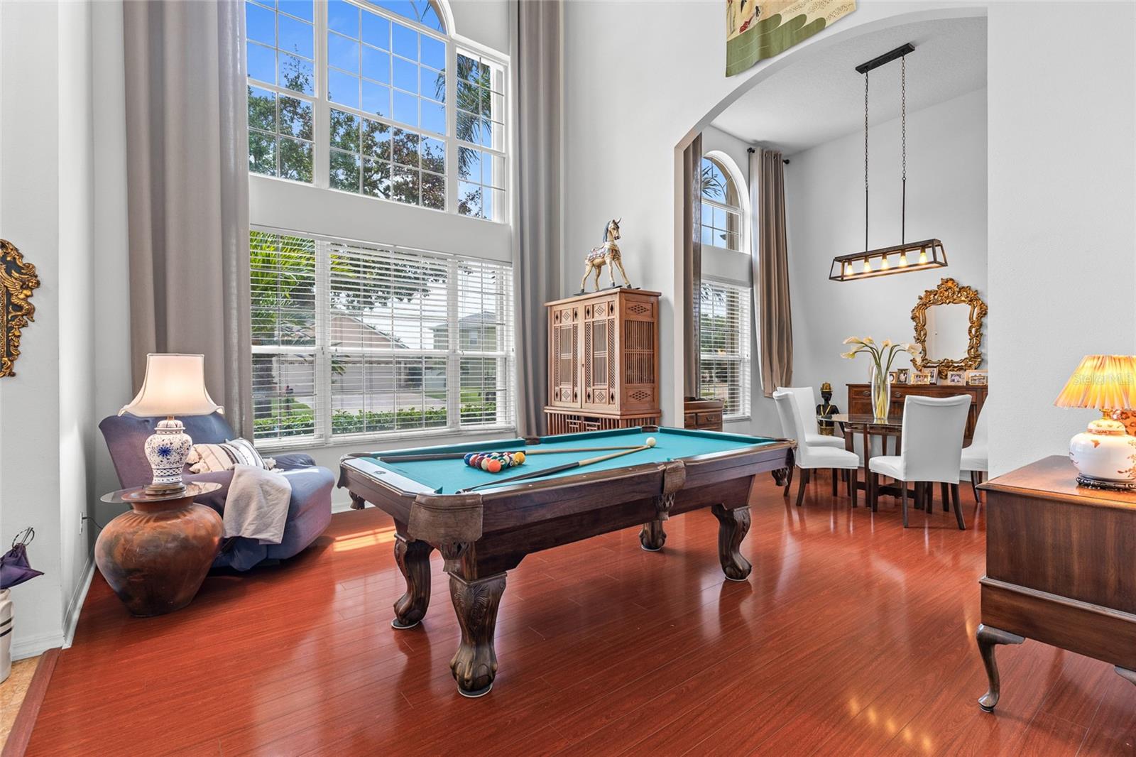 2190 LAUREL BLOSSOM CIRCLE