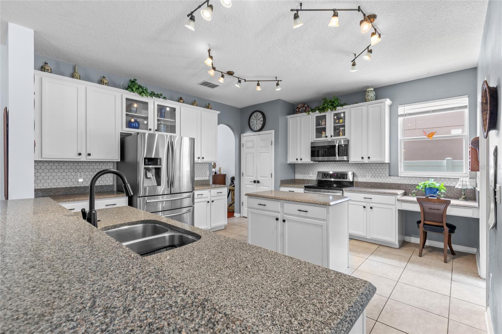 FOREST TRLS J & N - Residential