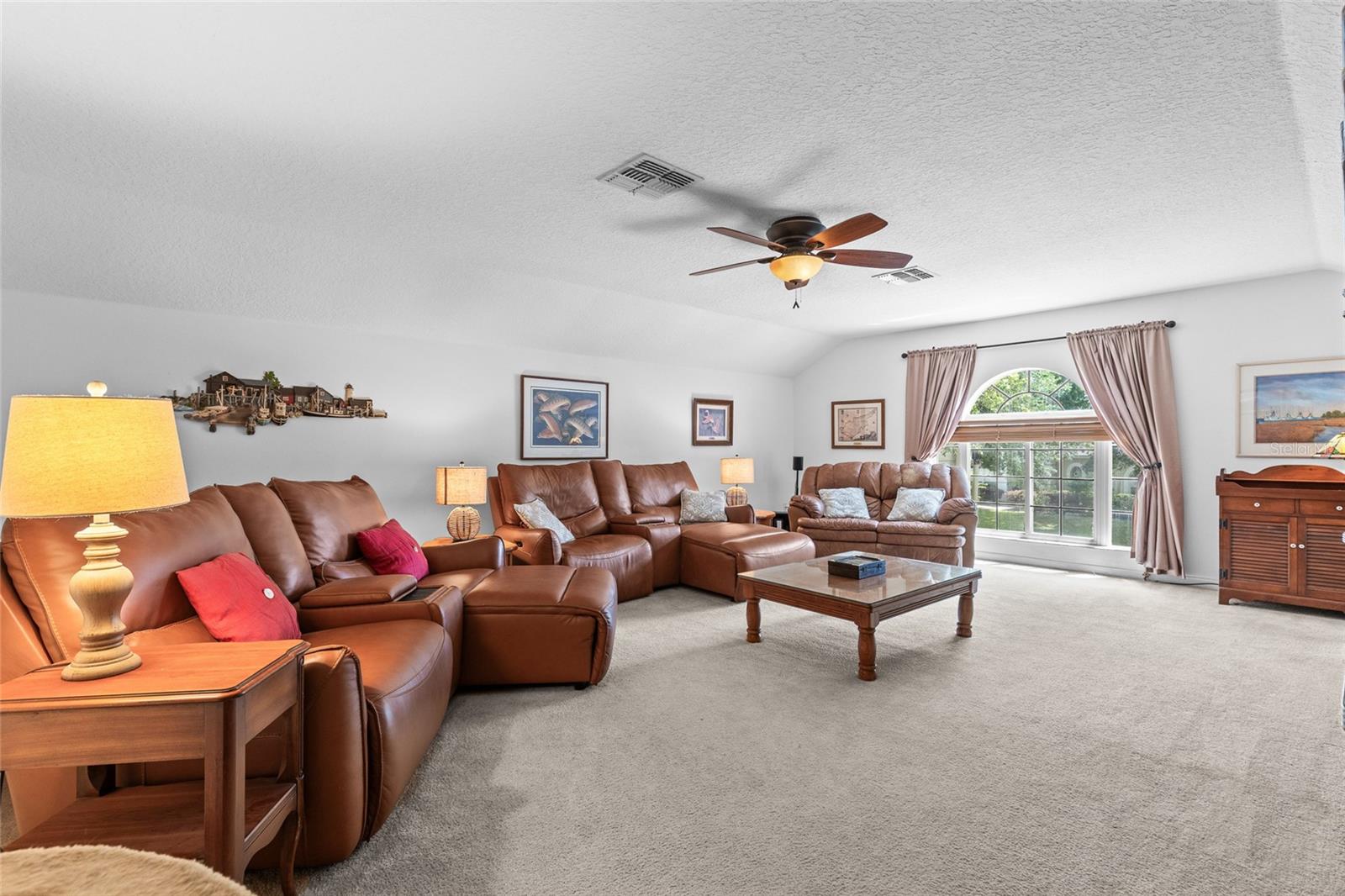 FOREST TRLS J & N - Residential