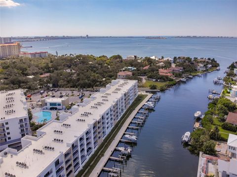 1709 N TAMIAMI TRAIL 318 SARASOTA FL 34234
