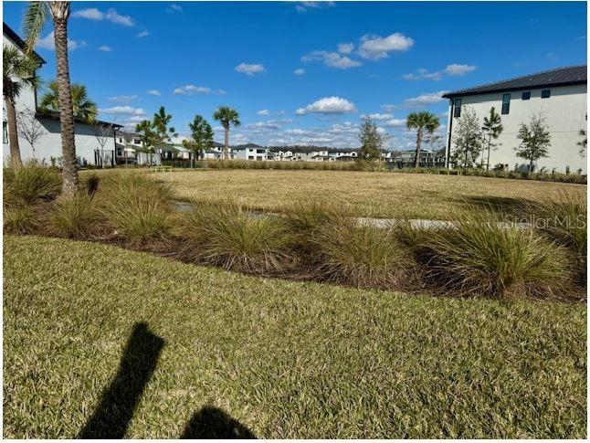 LAUREL POINTE LAKE NONA - Residential