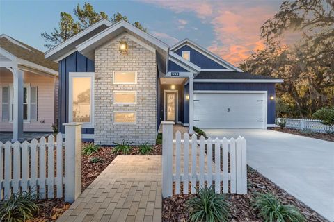 A home in NEWBERRY