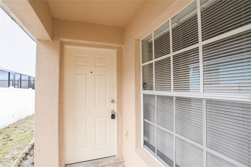 Photo of 647 Falling Oak Cove, Apopka, FL 32703 (MLS # O6390205)