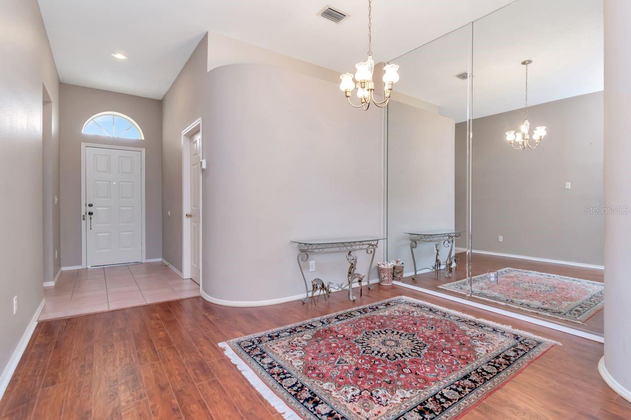 FOUNTAINS AT CYPRESS LAKES THE - Residential Lease