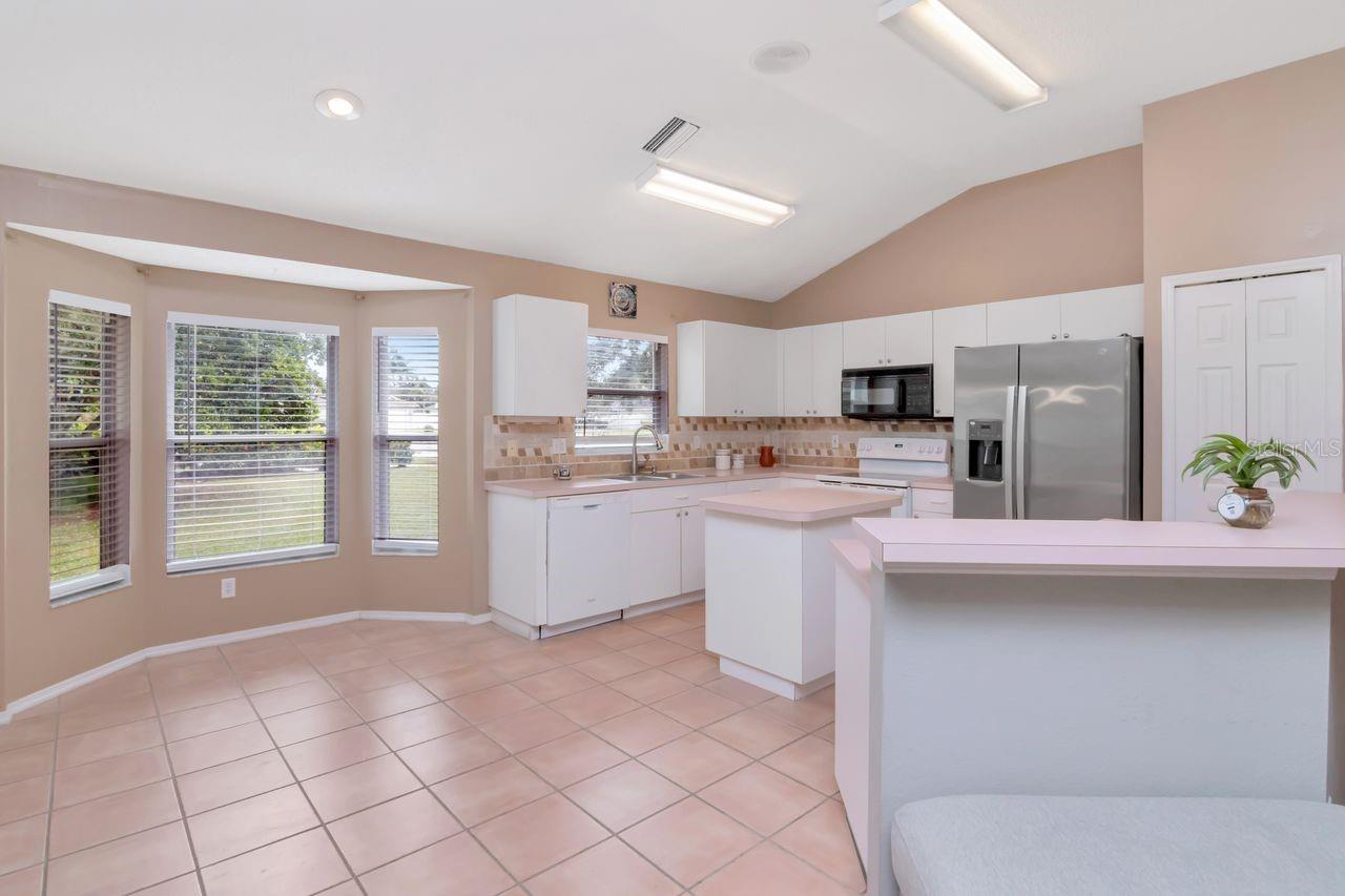FOUNTAINS AT CYPRESS LAKES THE - Residential Lease