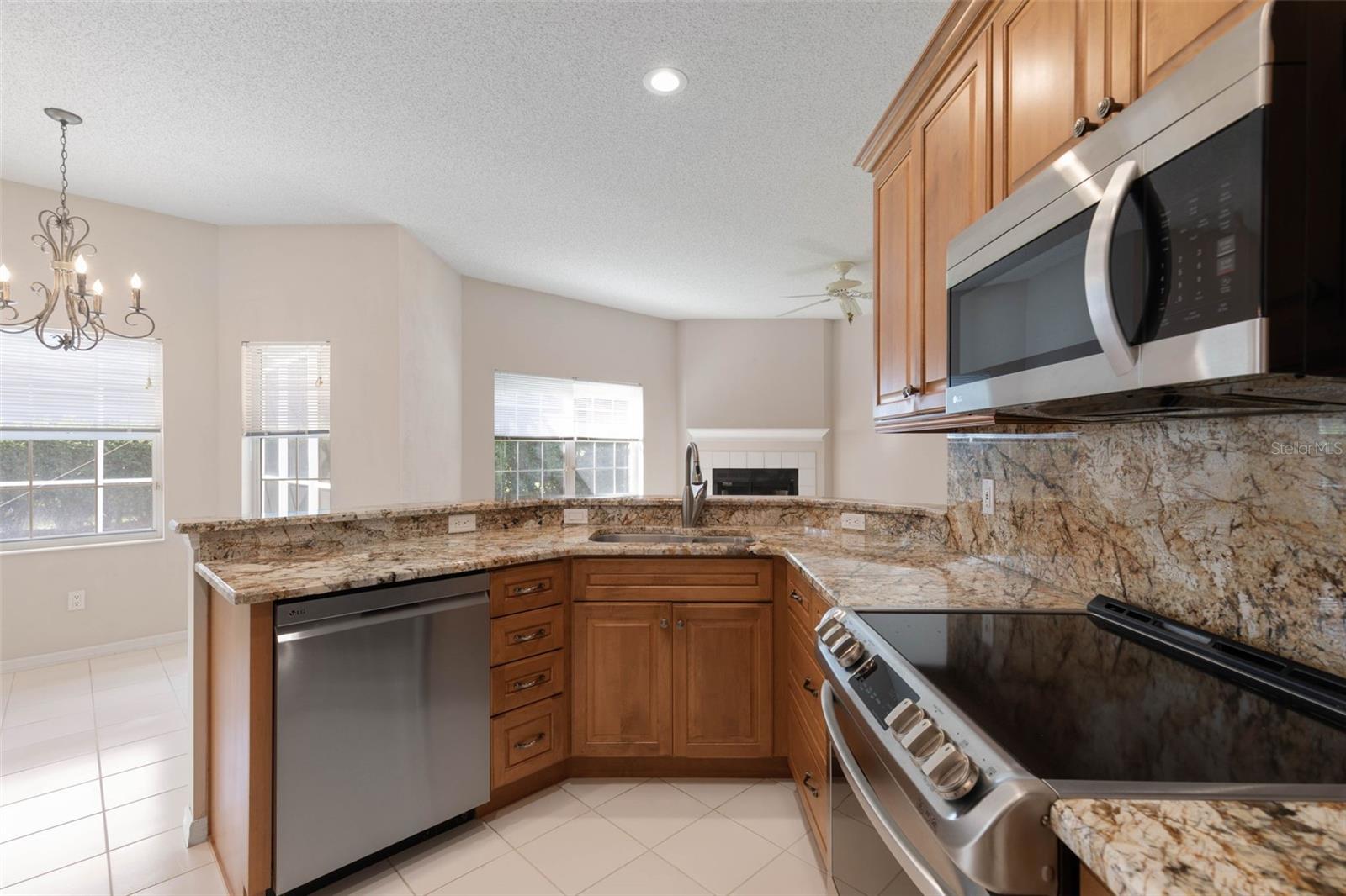 HAMPTONS SUB - Residential