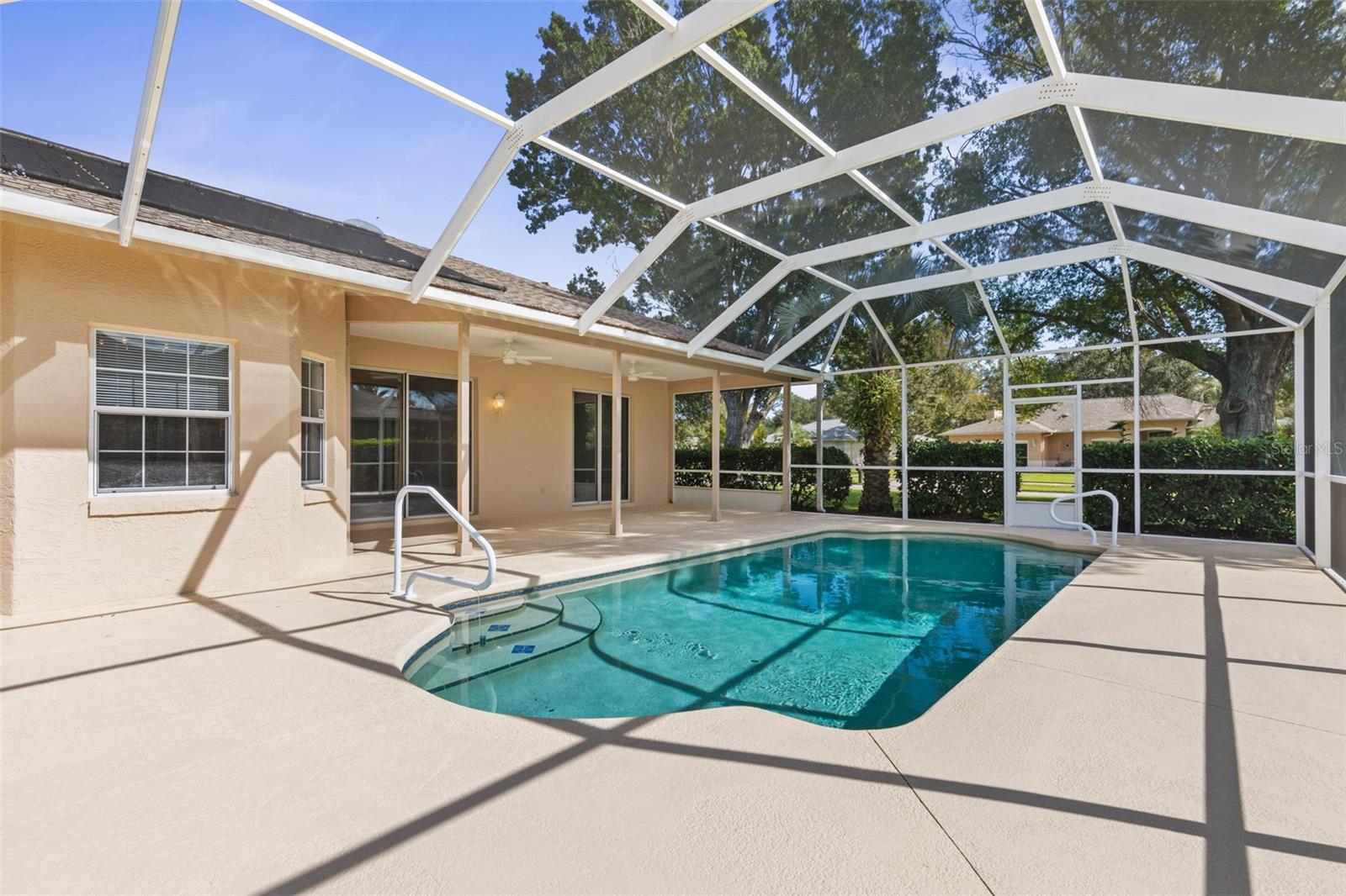 HAMPTONS SUB - Residential