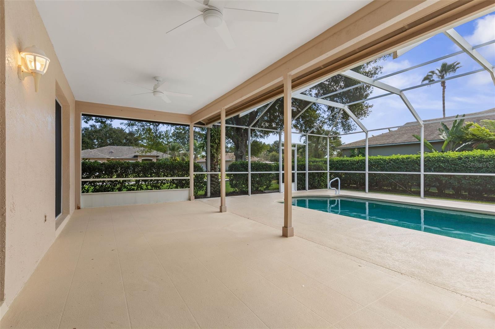 HAMPTONS SUB - Residential