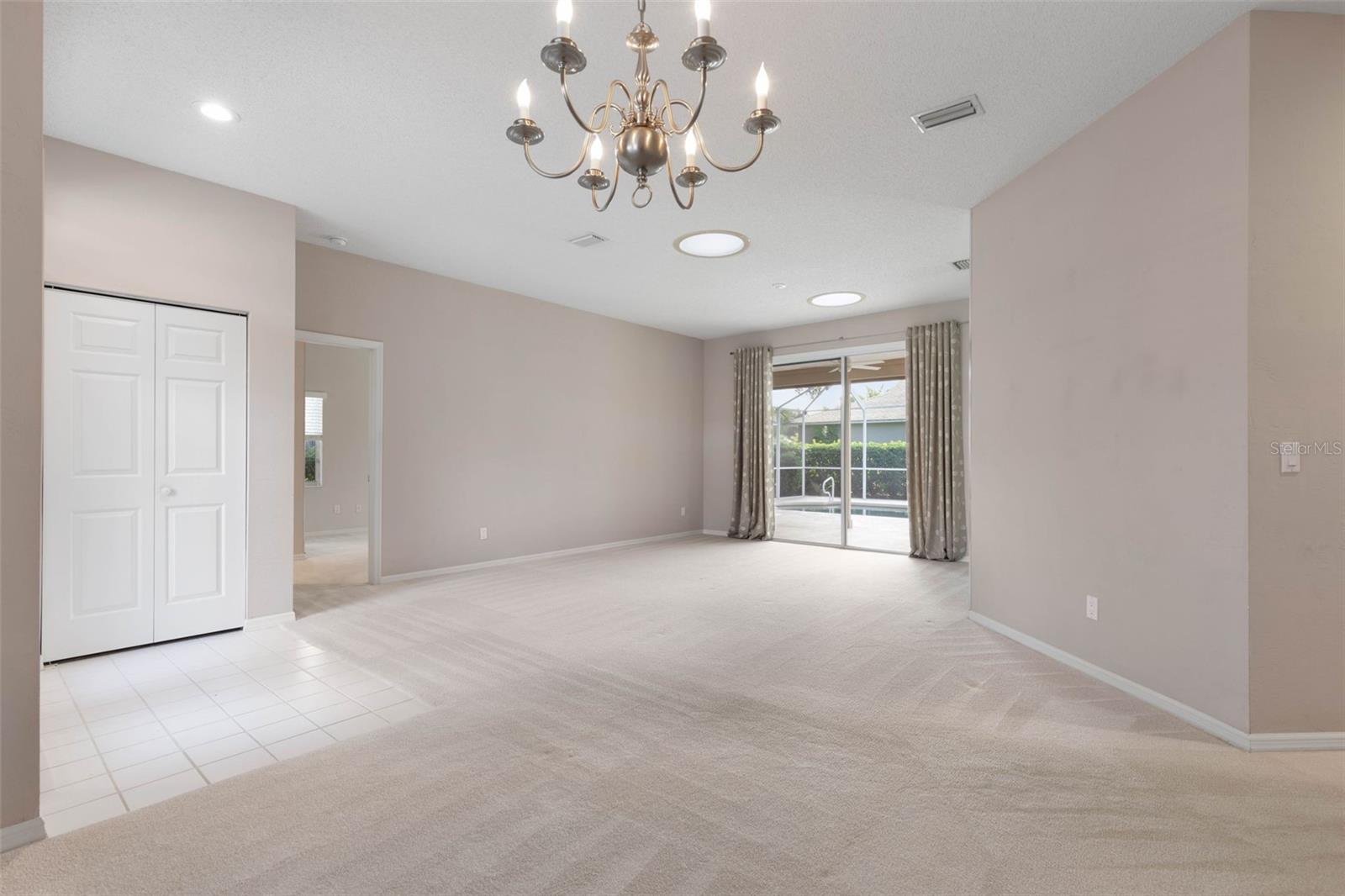 HAMPTONS SUB - Residential