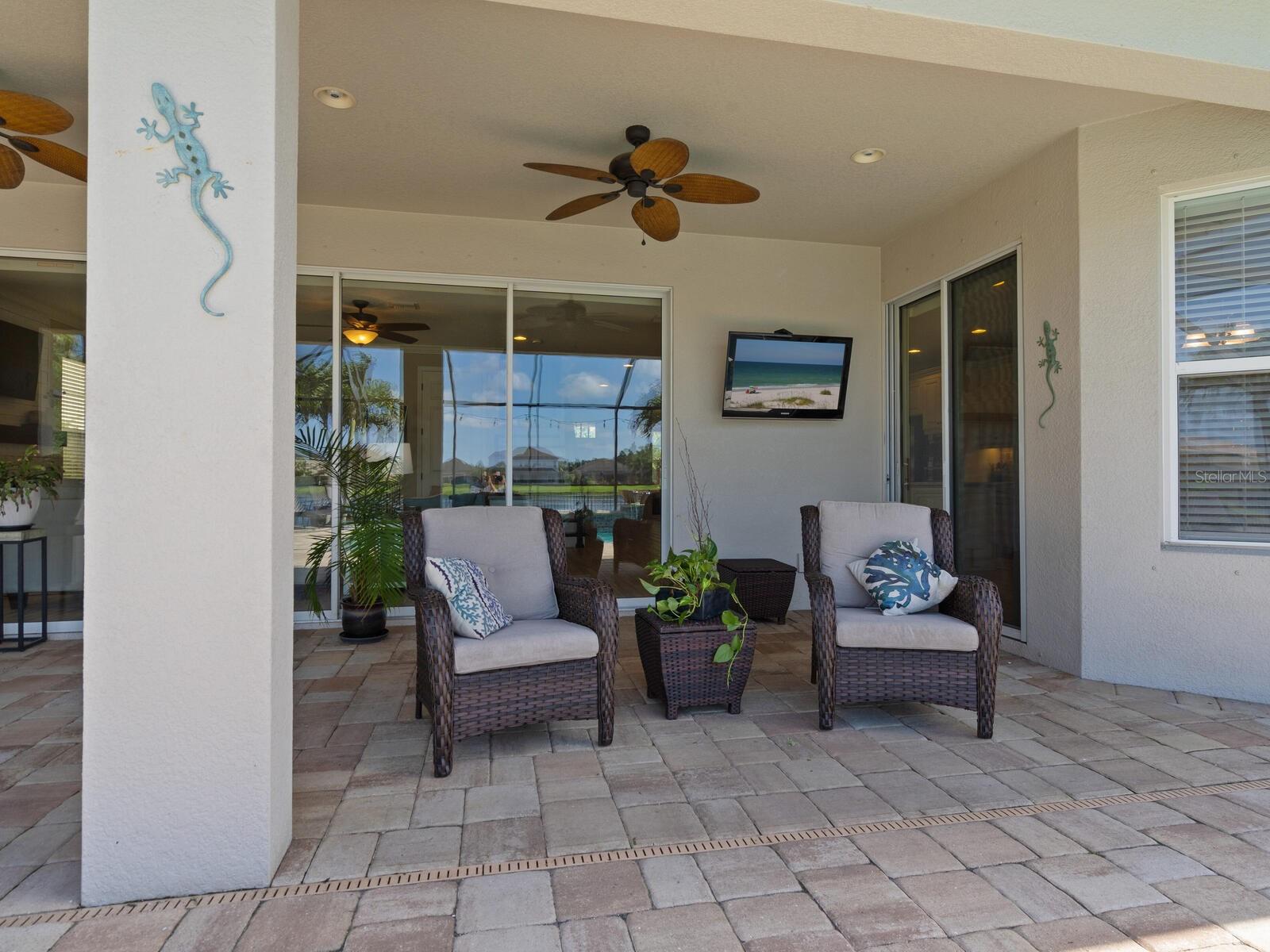 ARBOR LAKES ON PALMER RANCH - Residential