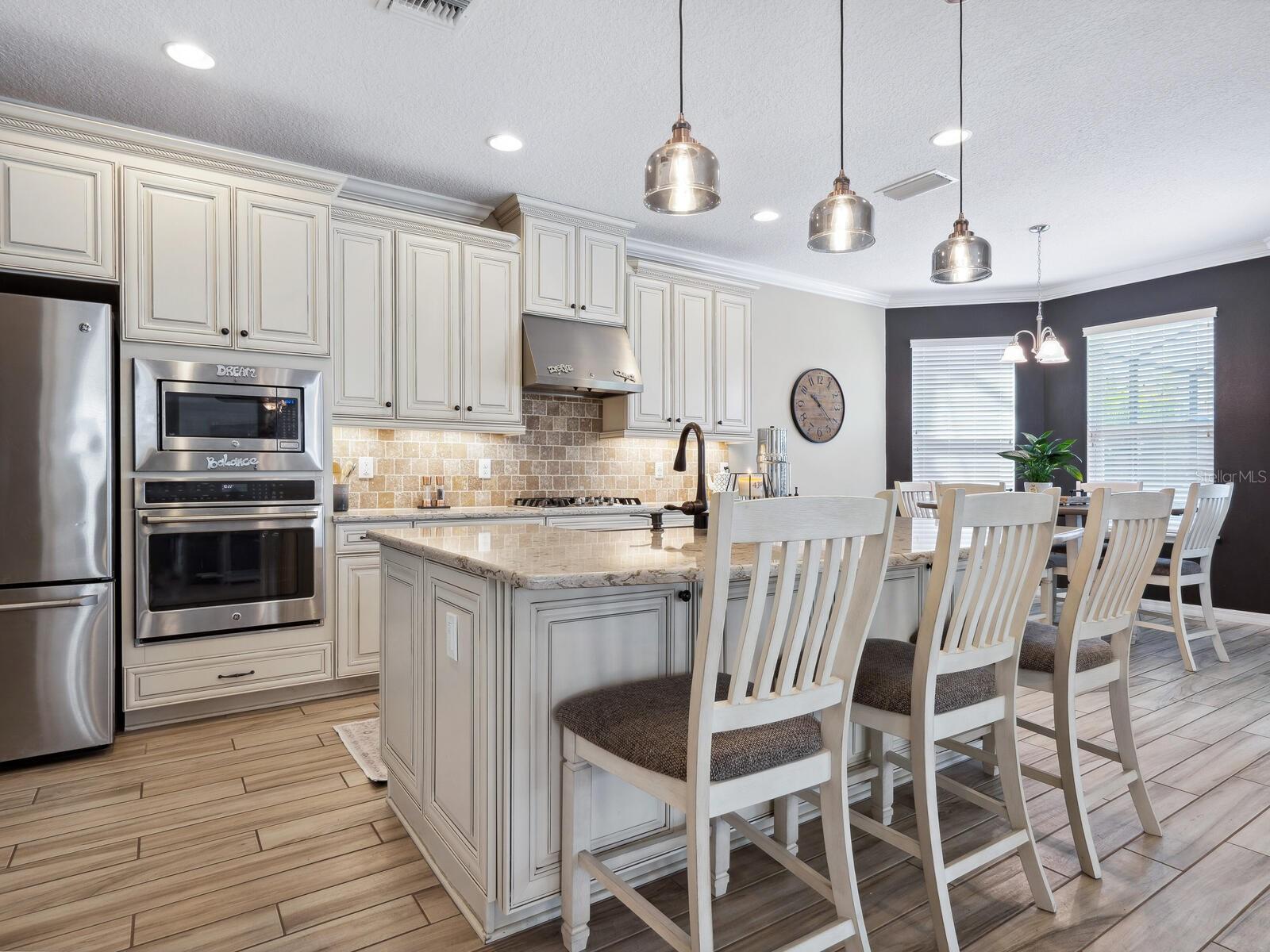 ARBOR LAKES ON PALMER RANCH - Residential
