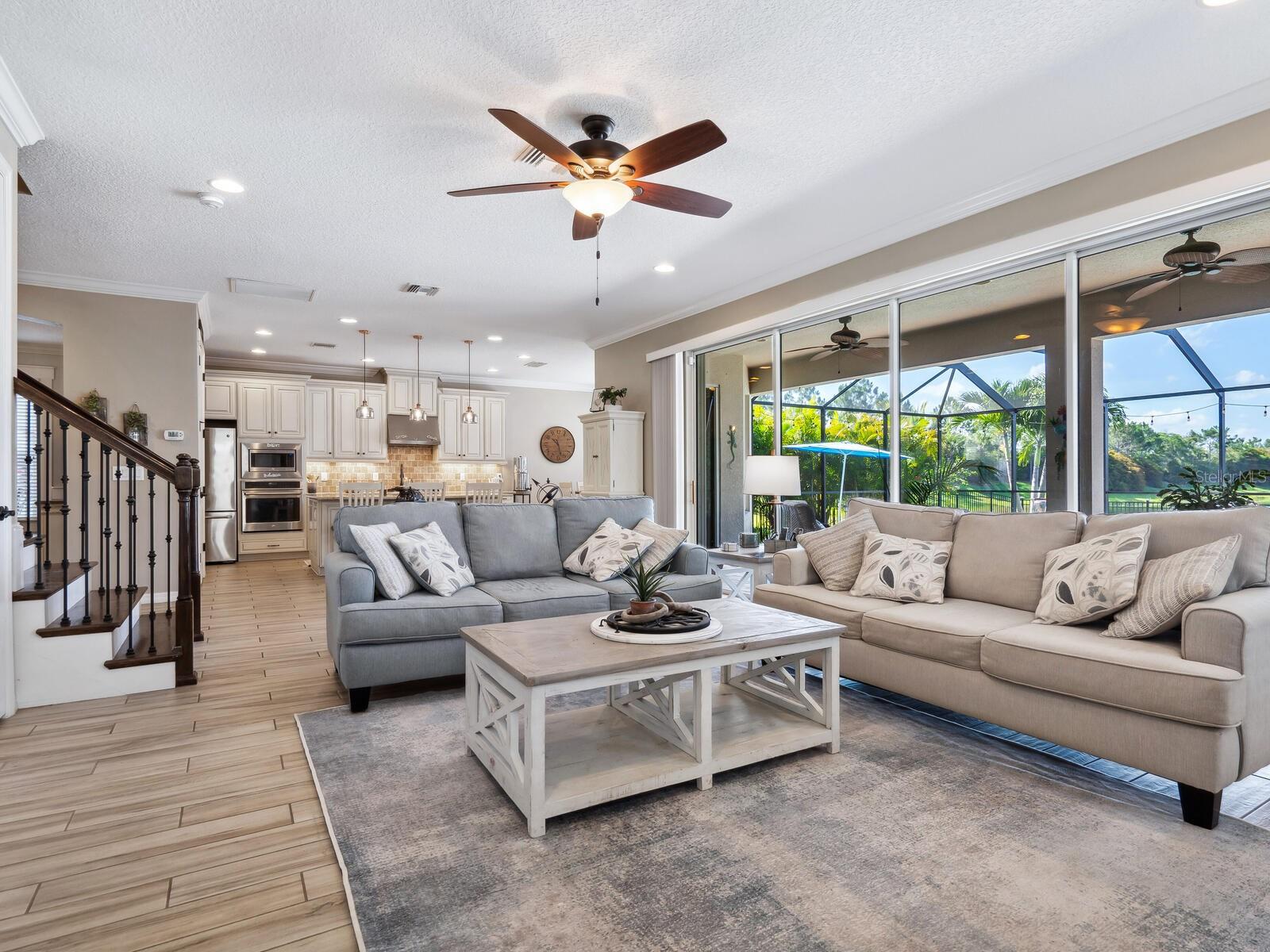 ARBOR LAKES ON PALMER RANCH - Residential