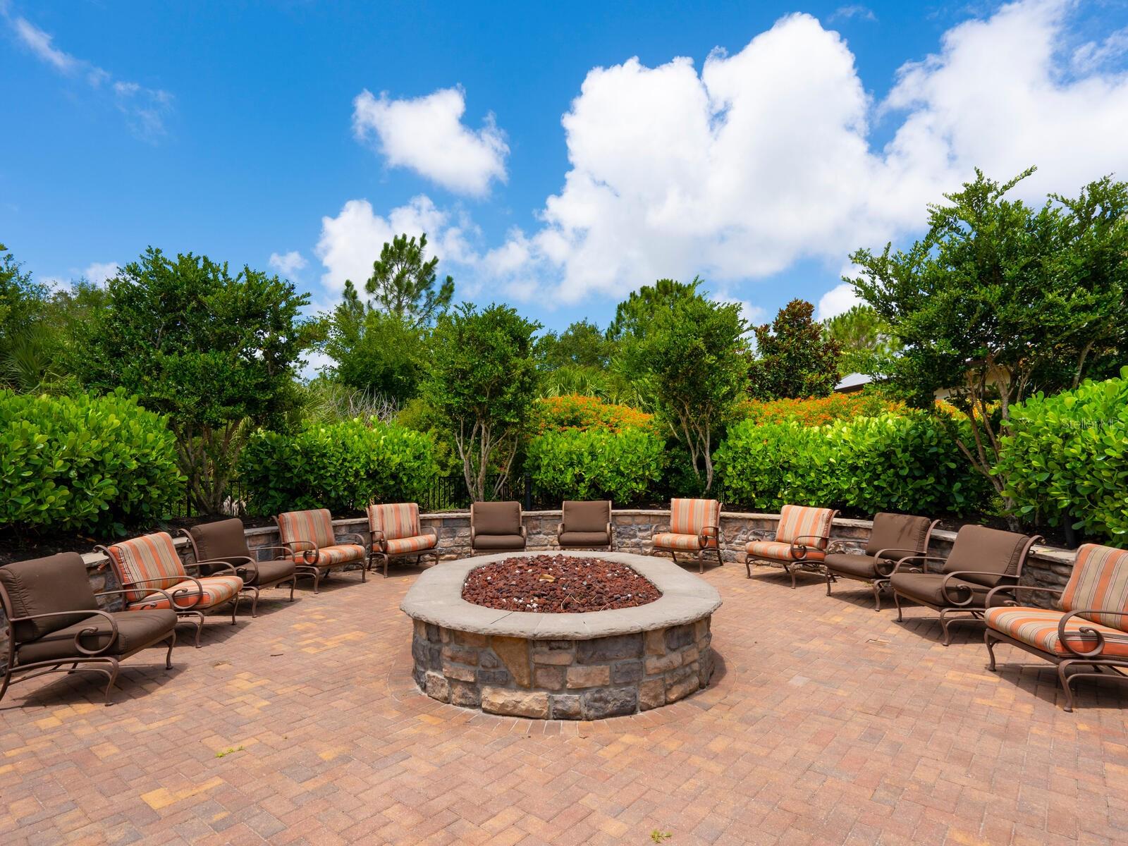 ARBOR LAKES ON PALMER RANCH - Residential