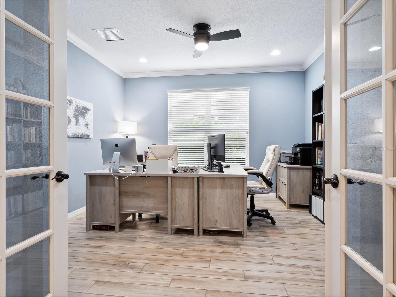 ARBOR LAKES ON PALMER RANCH - Residential