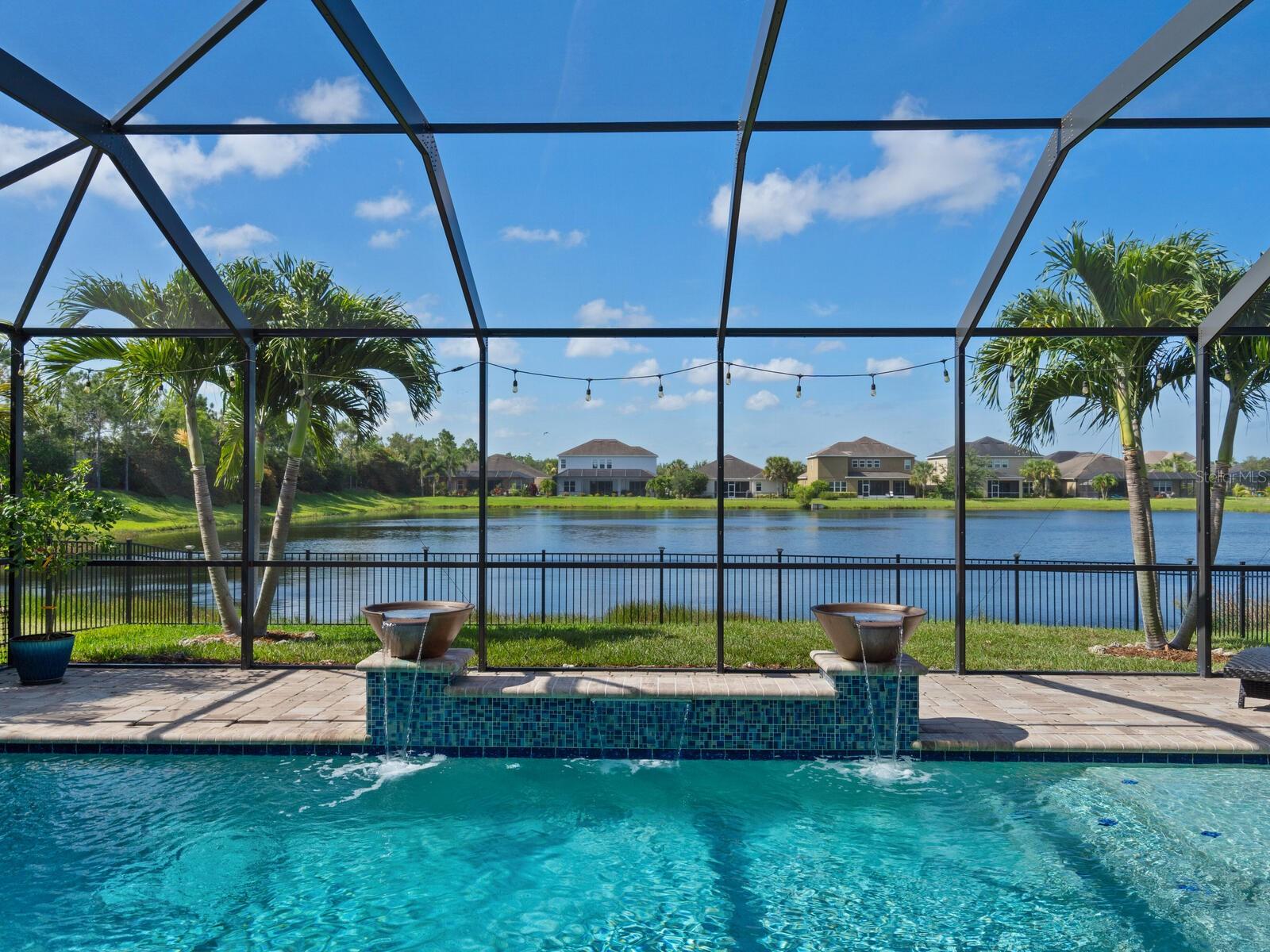 ARBOR LAKES ON PALMER RANCH - Residential