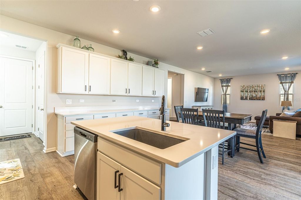 Photo of 1123 Sugarwood Street, Davenport, FL 33837 (MLS # L4959605)