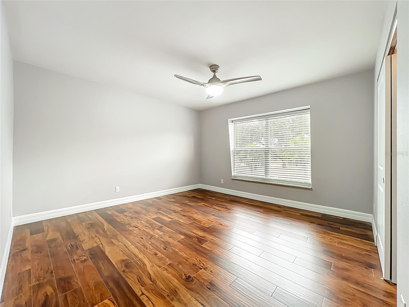 FOUR SEASONS CONDO - Residential