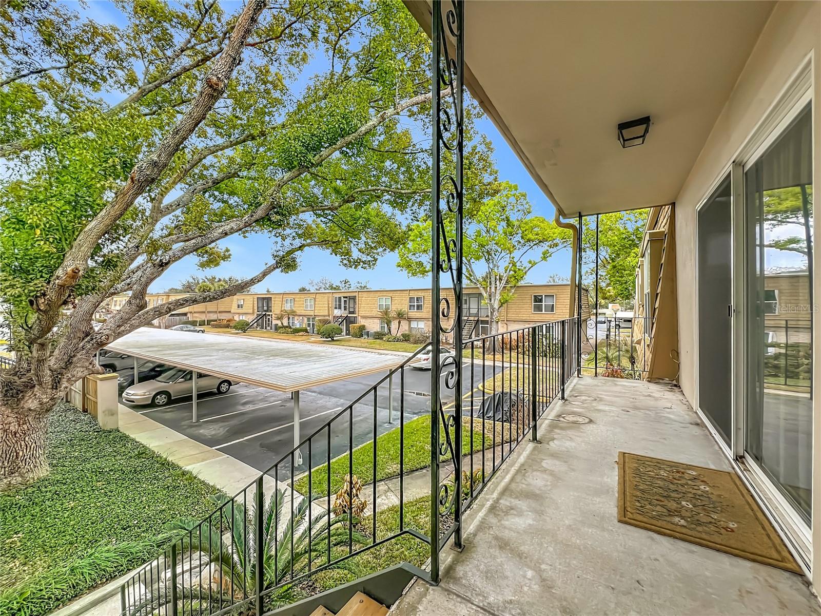 FOUR SEASONS CONDO - Residential