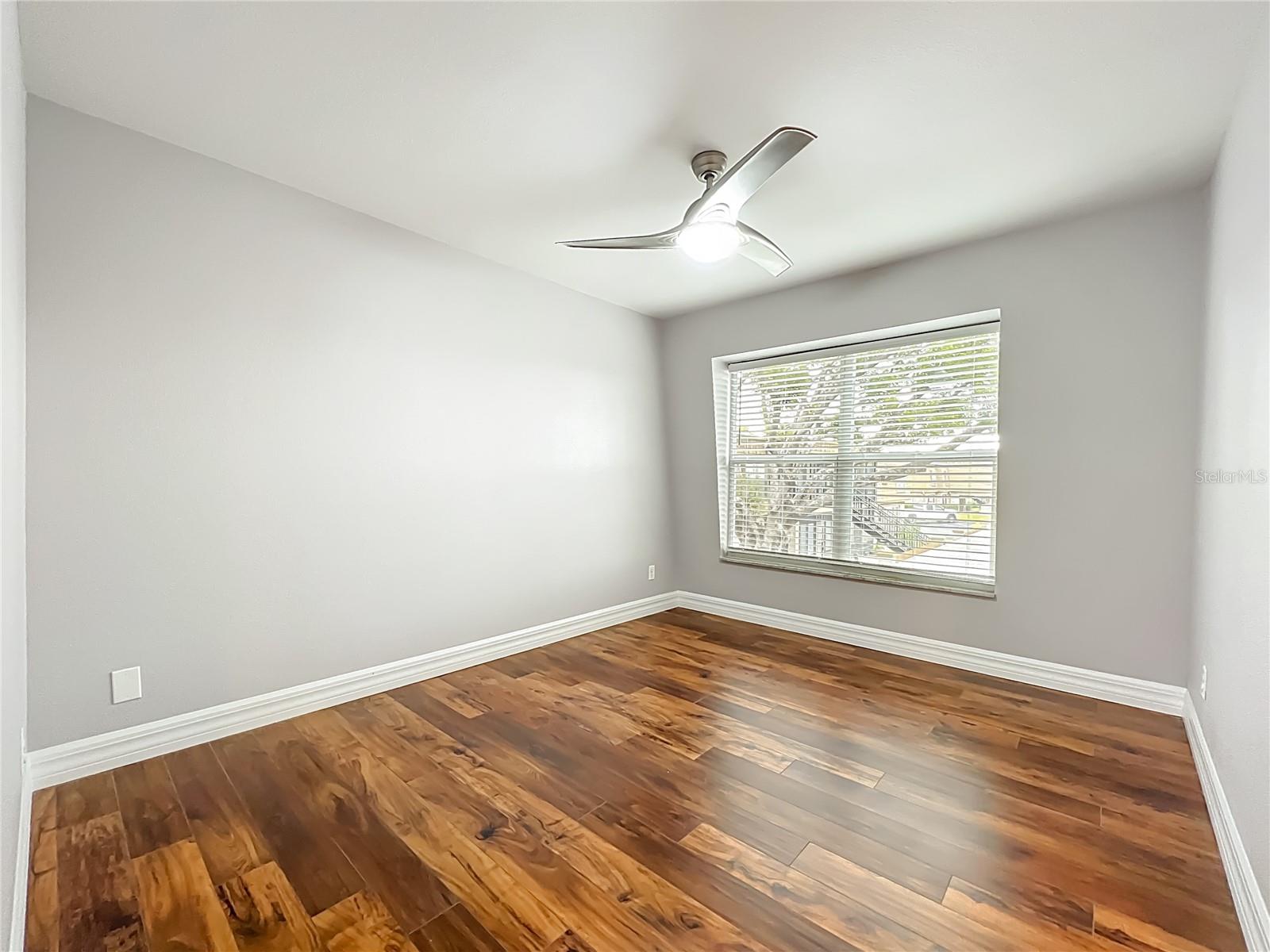 FOUR SEASONS CONDO - Residential