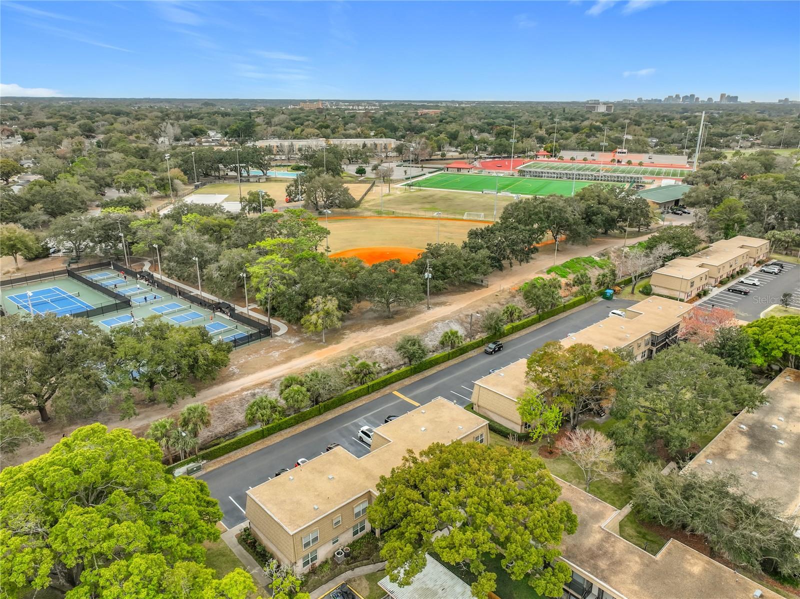 FOUR SEASONS CONDO - Residential