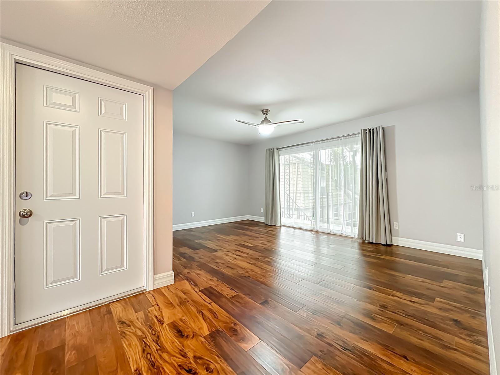 FOUR SEASONS CONDO - Residential