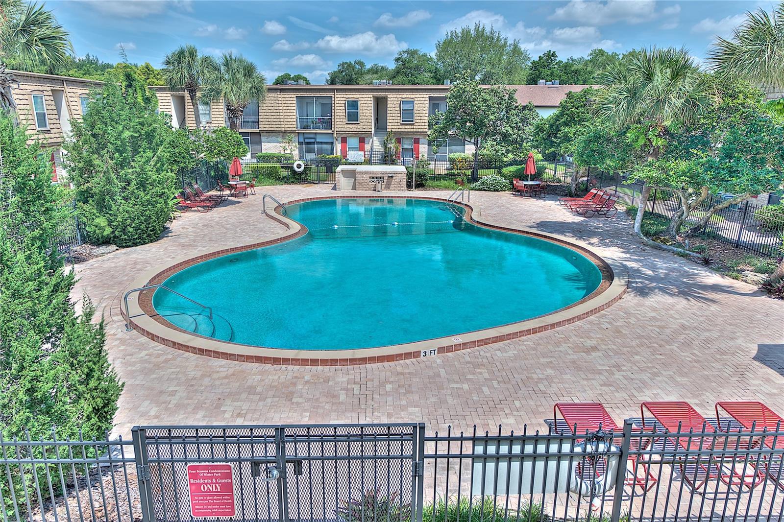 FOUR SEASONS CONDO - Residential