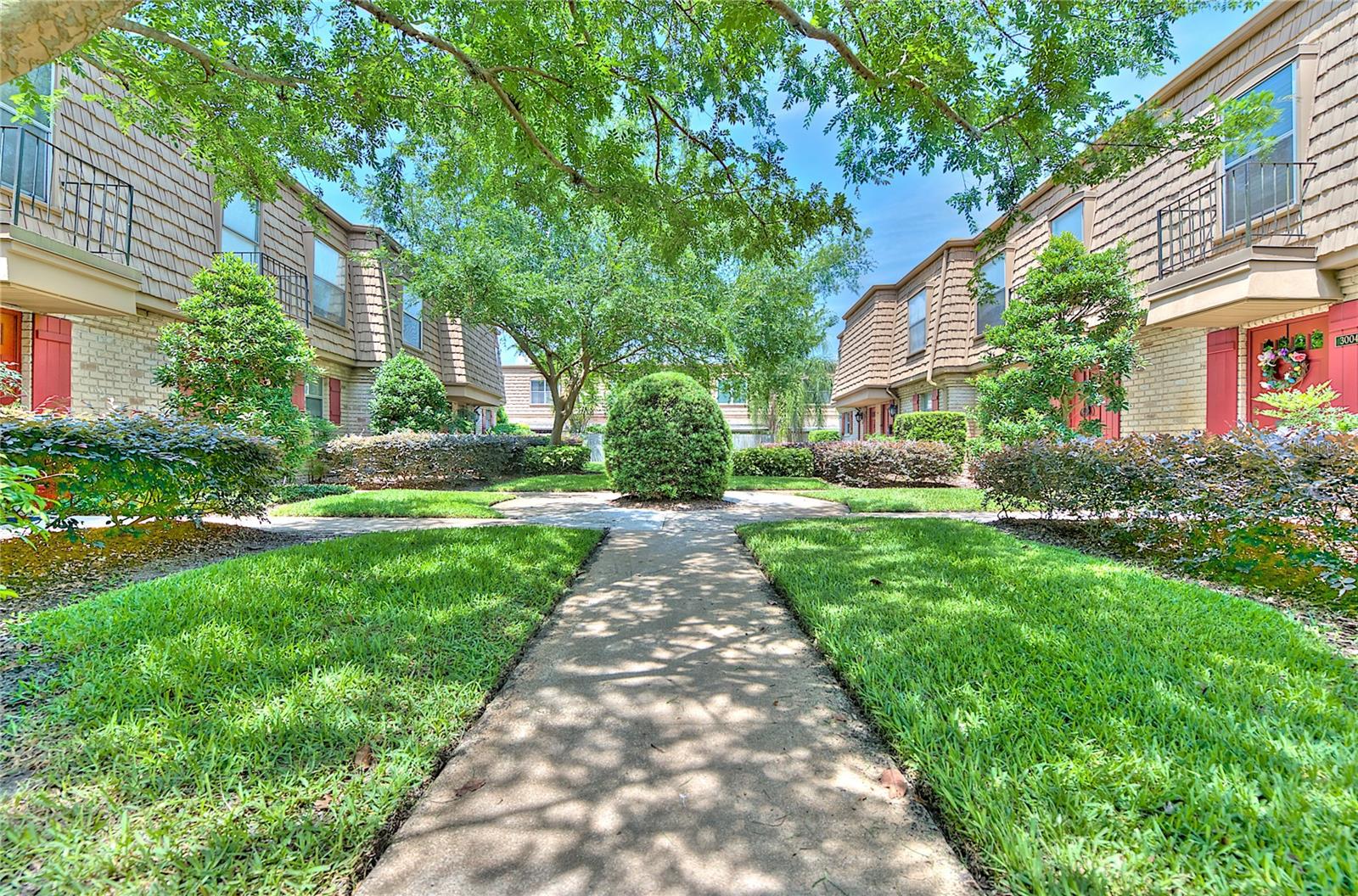 FOUR SEASONS CONDO - Residential