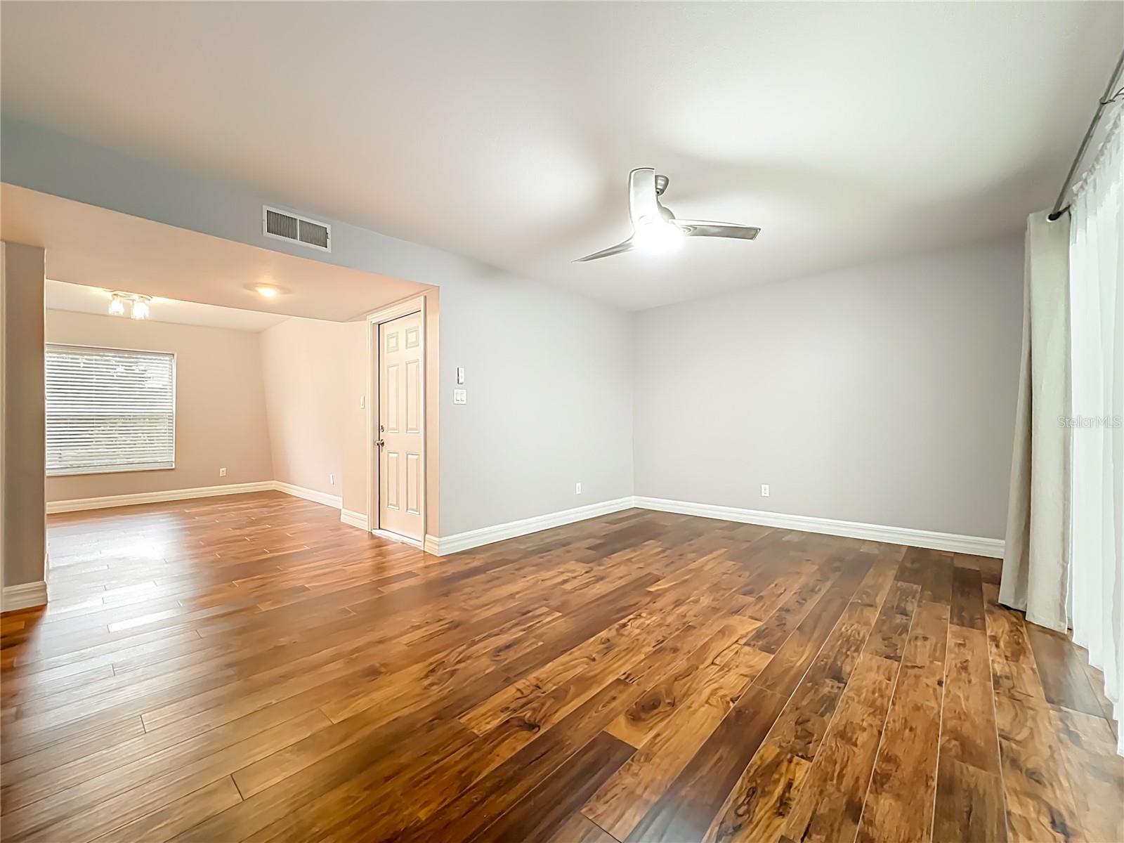 FOUR SEASONS CONDO - Residential