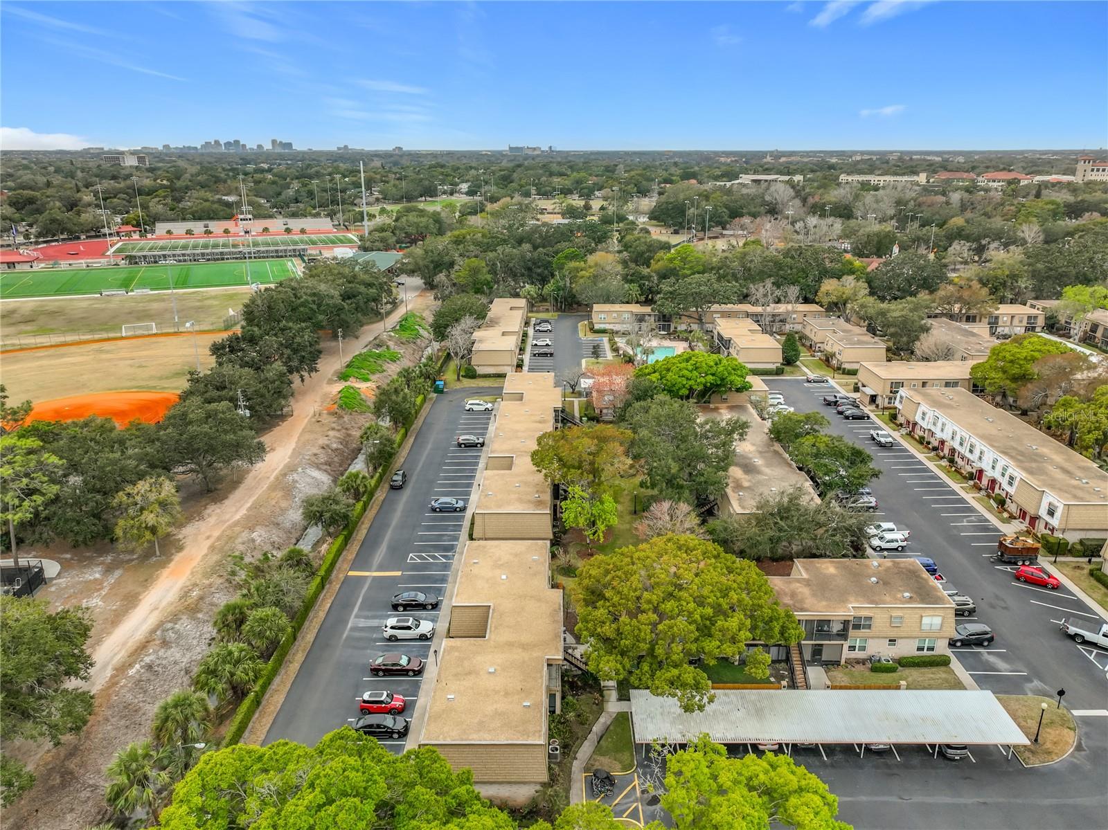 FOUR SEASONS CONDO - Residential