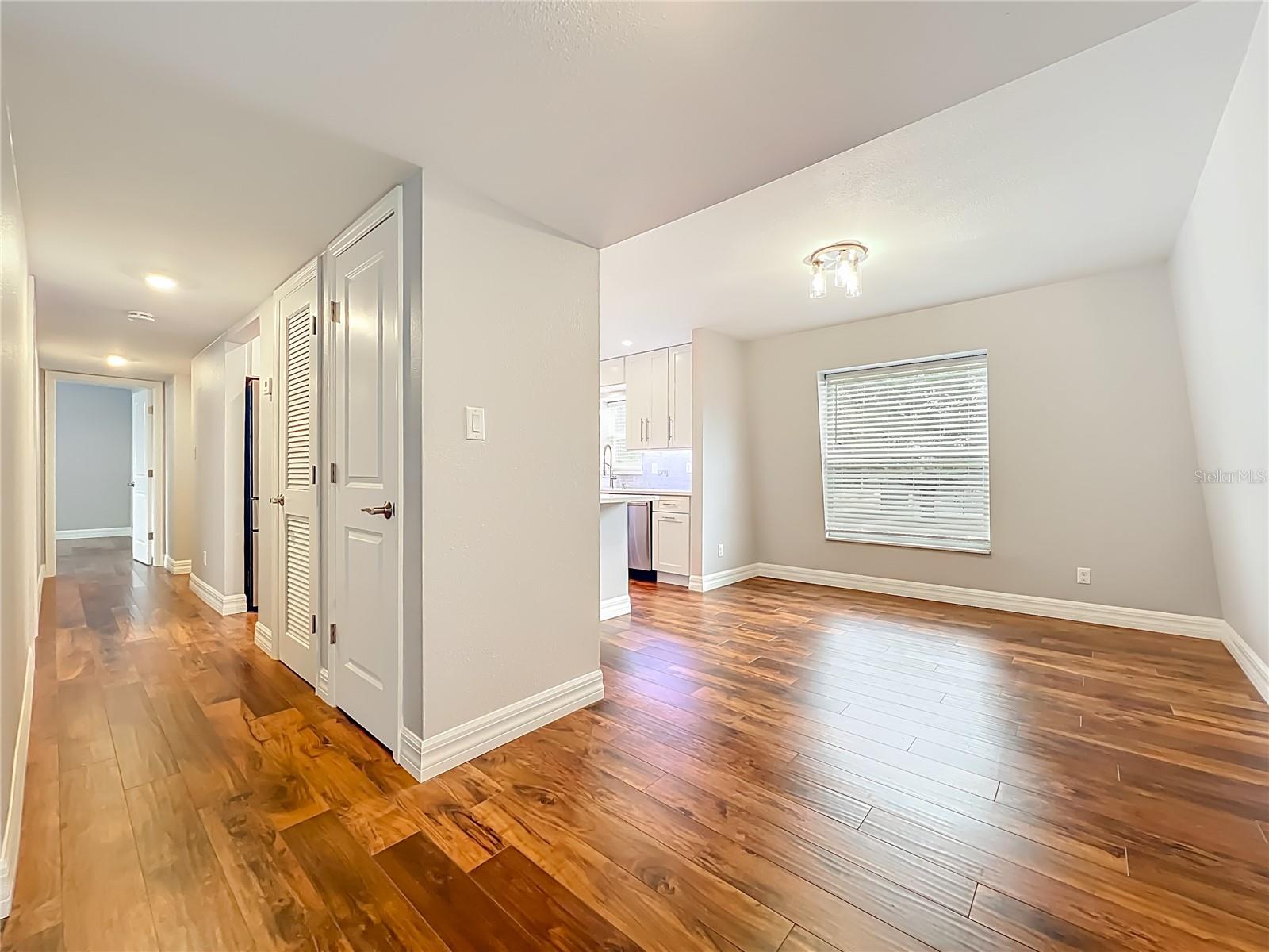 FOUR SEASONS CONDO - Residential