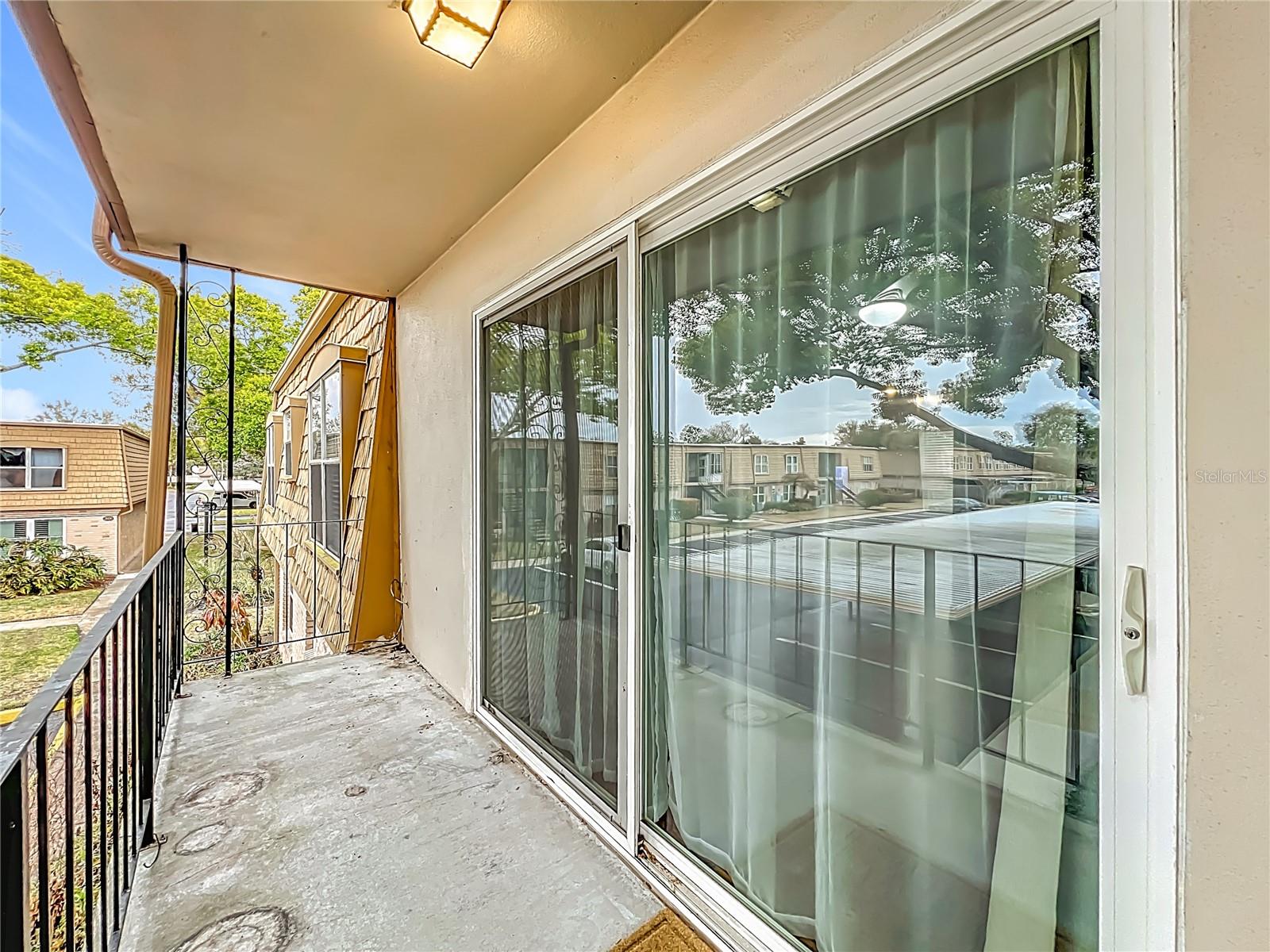 FOUR SEASONS CONDO - Residential