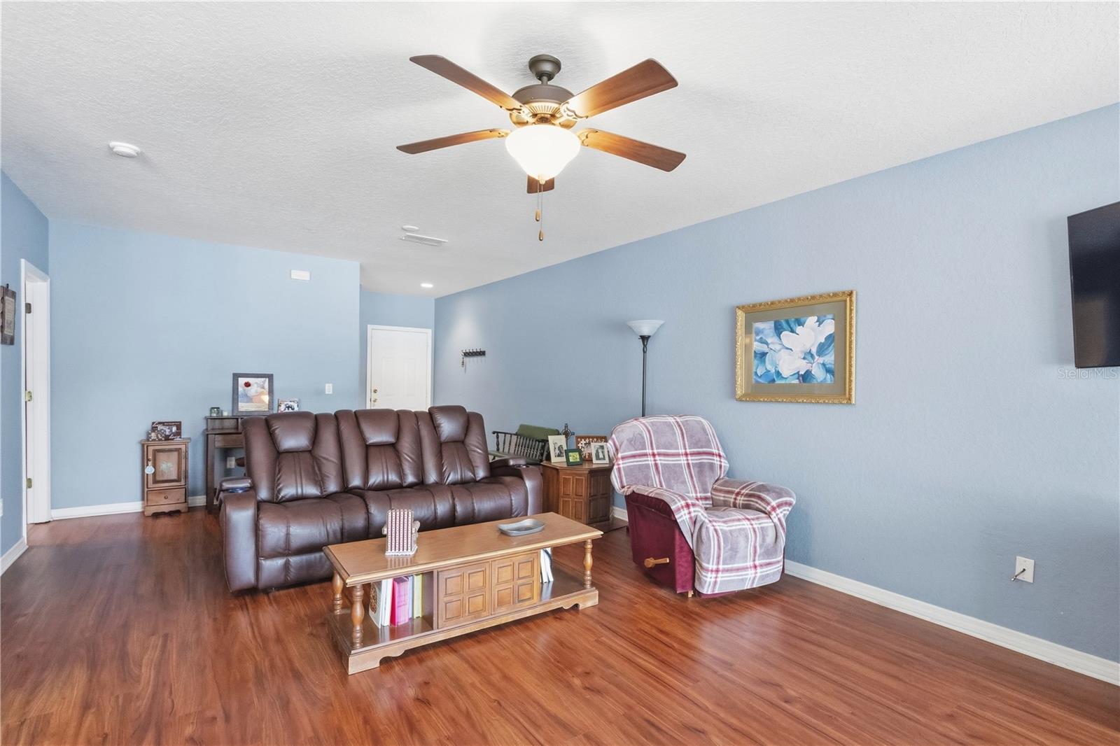 EASTGATE TWNHMS - Residential