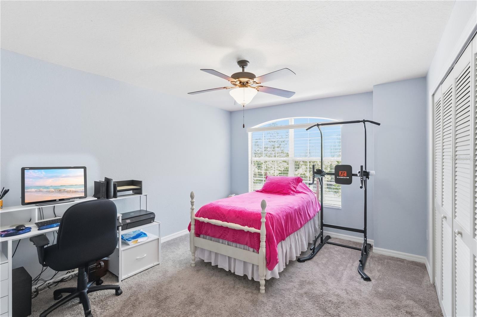 EASTGATE TWNHMS - Residential