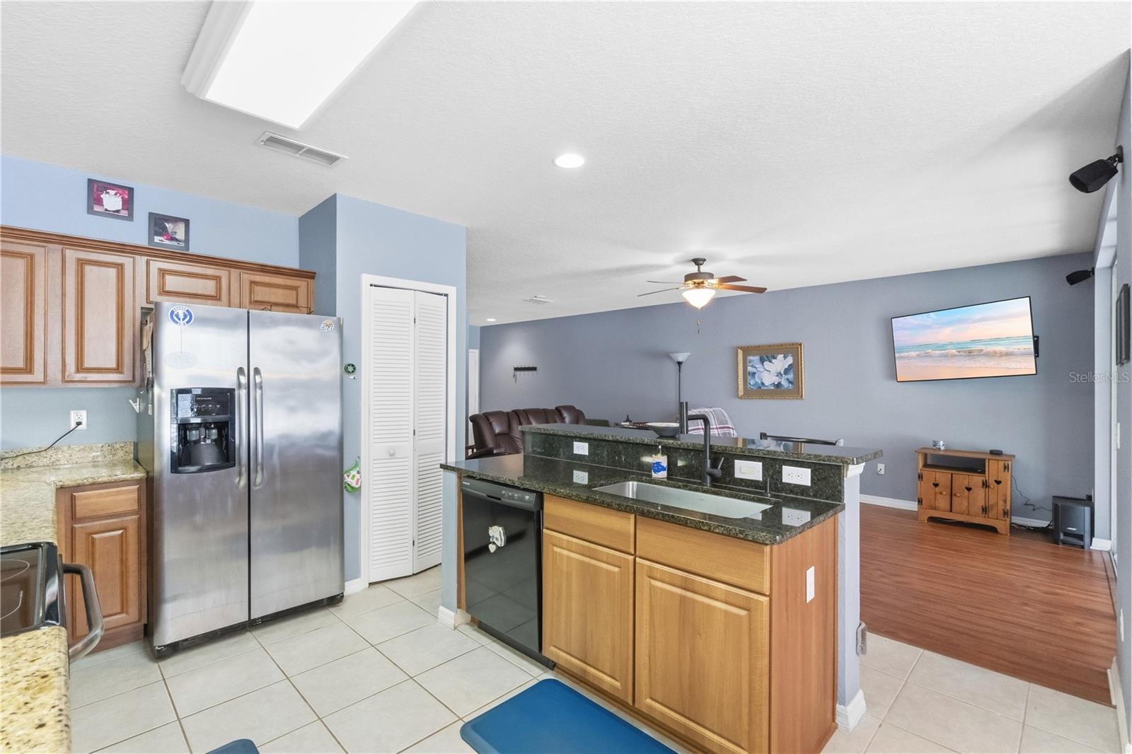 EASTGATE TWNHMS - Residential