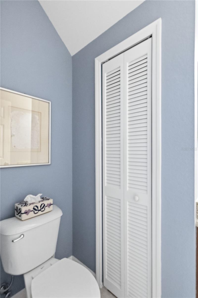 EASTGATE TWNHMS - Residential