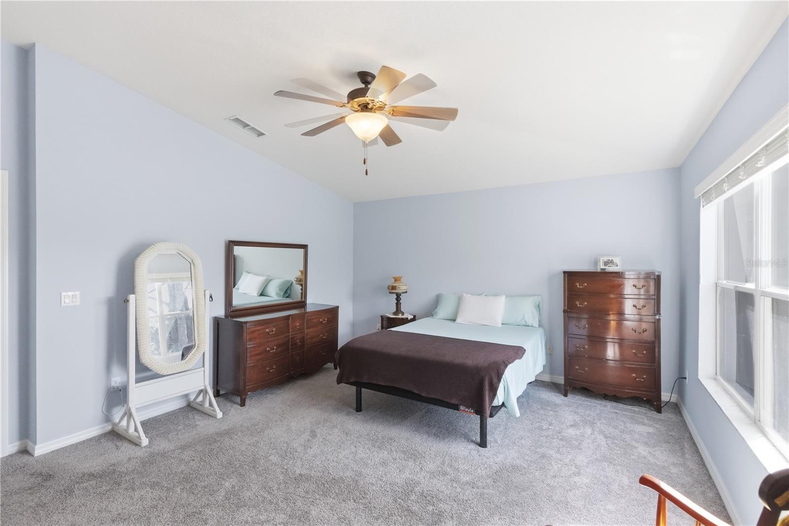 EASTGATE TWNHMS - Residential