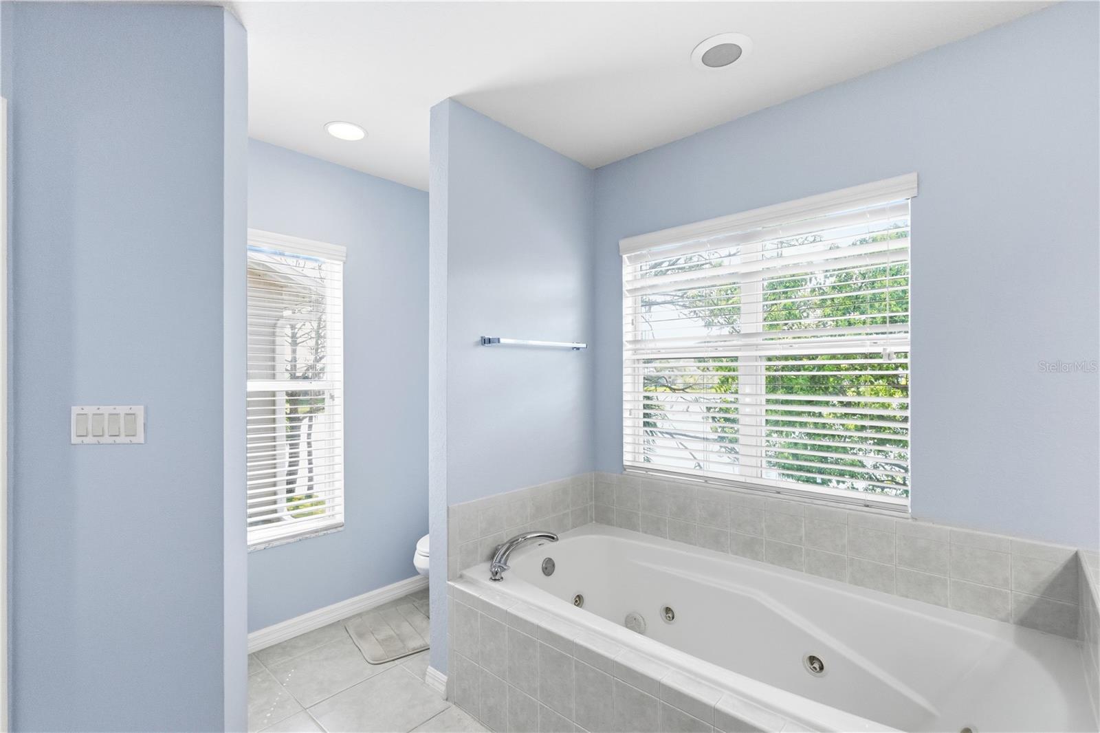 EASTGATE TWNHMS - Residential