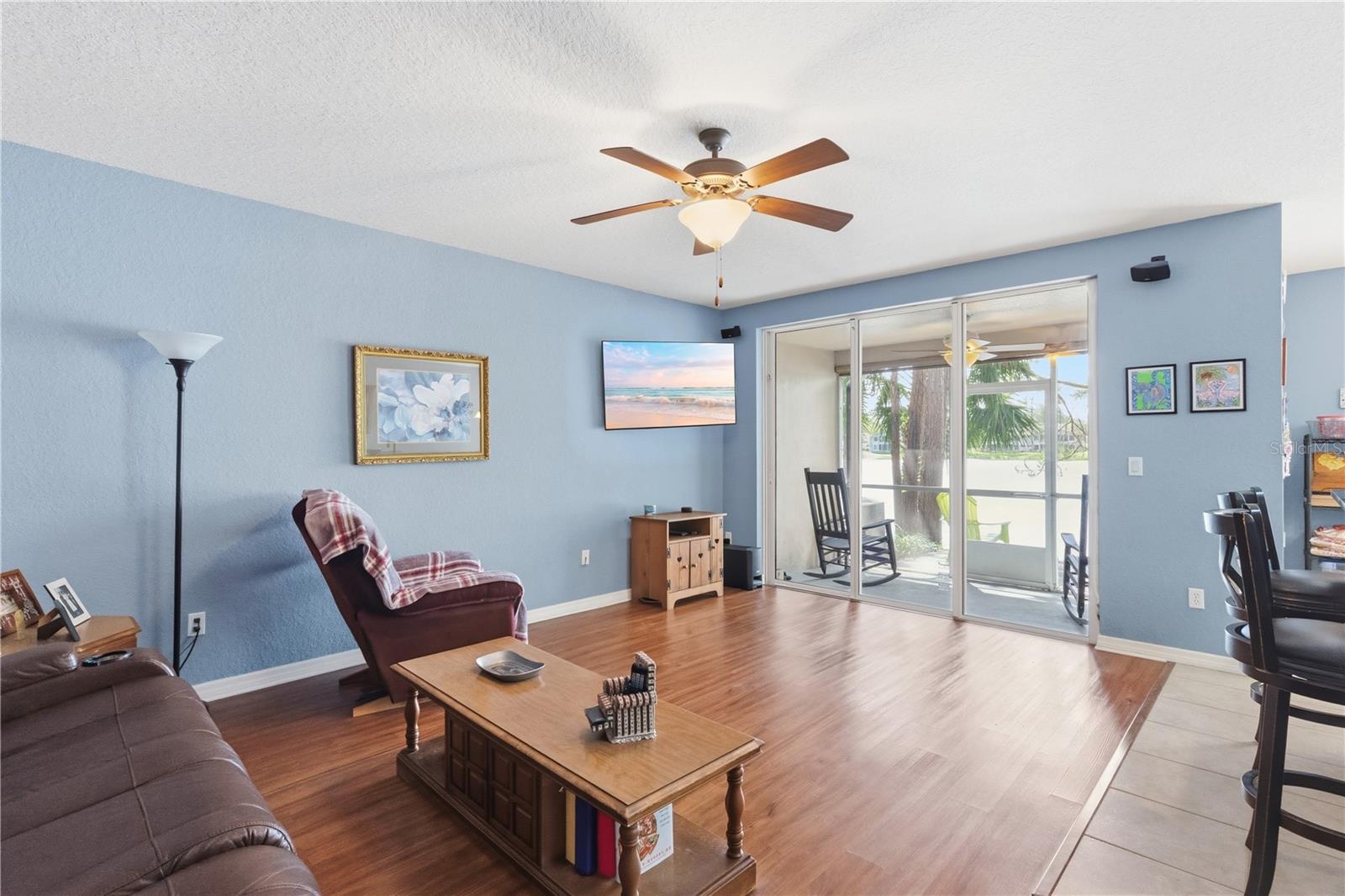 EASTGATE TWNHMS - Residential