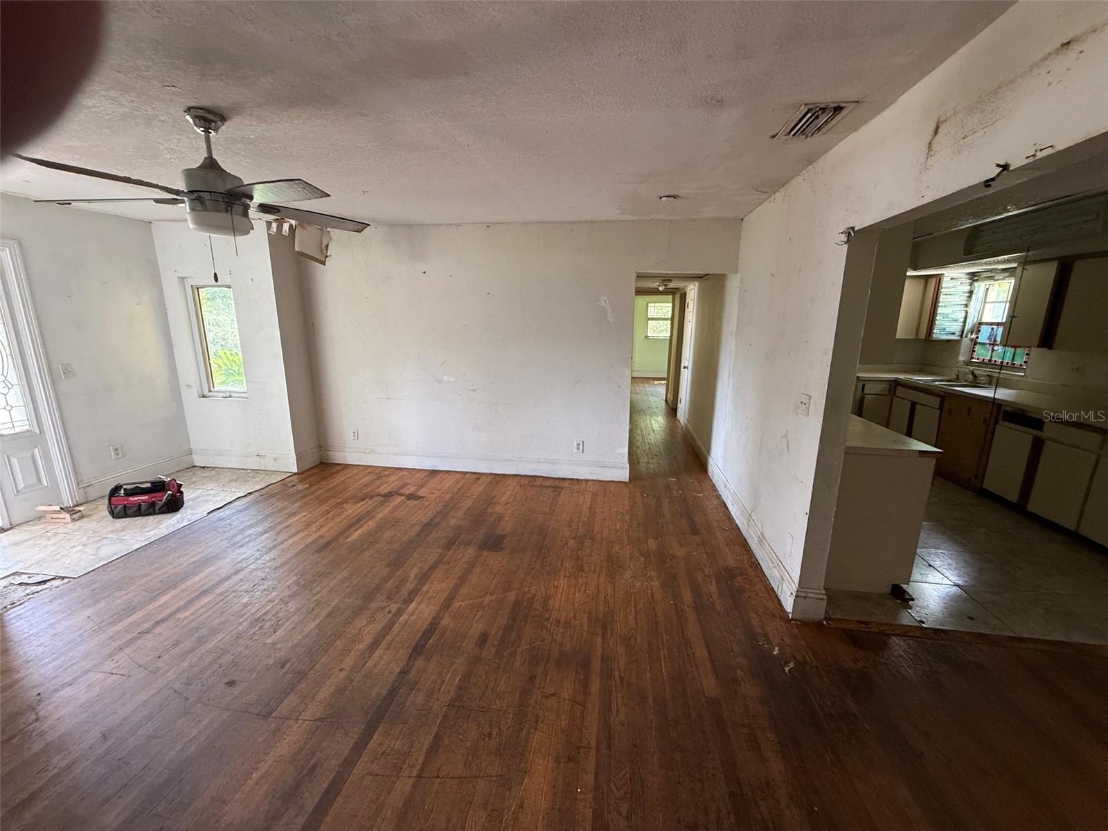 2522 LAKE ELLEN LN