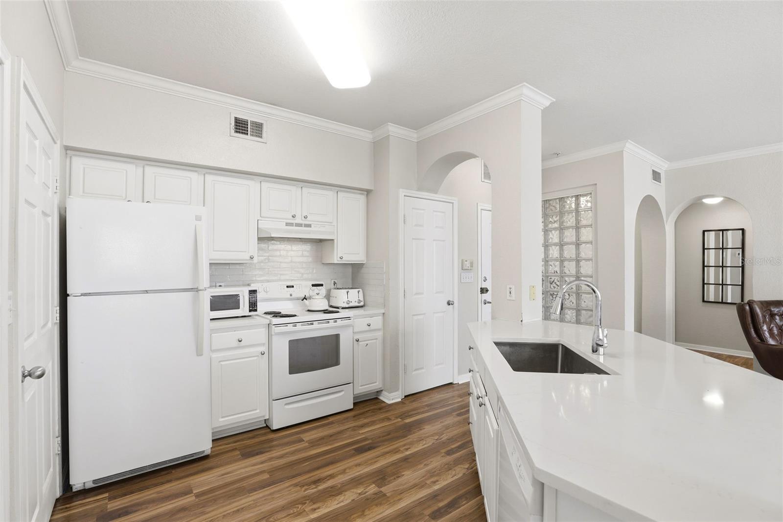 UPTOWN PLACE CONDO - Residential