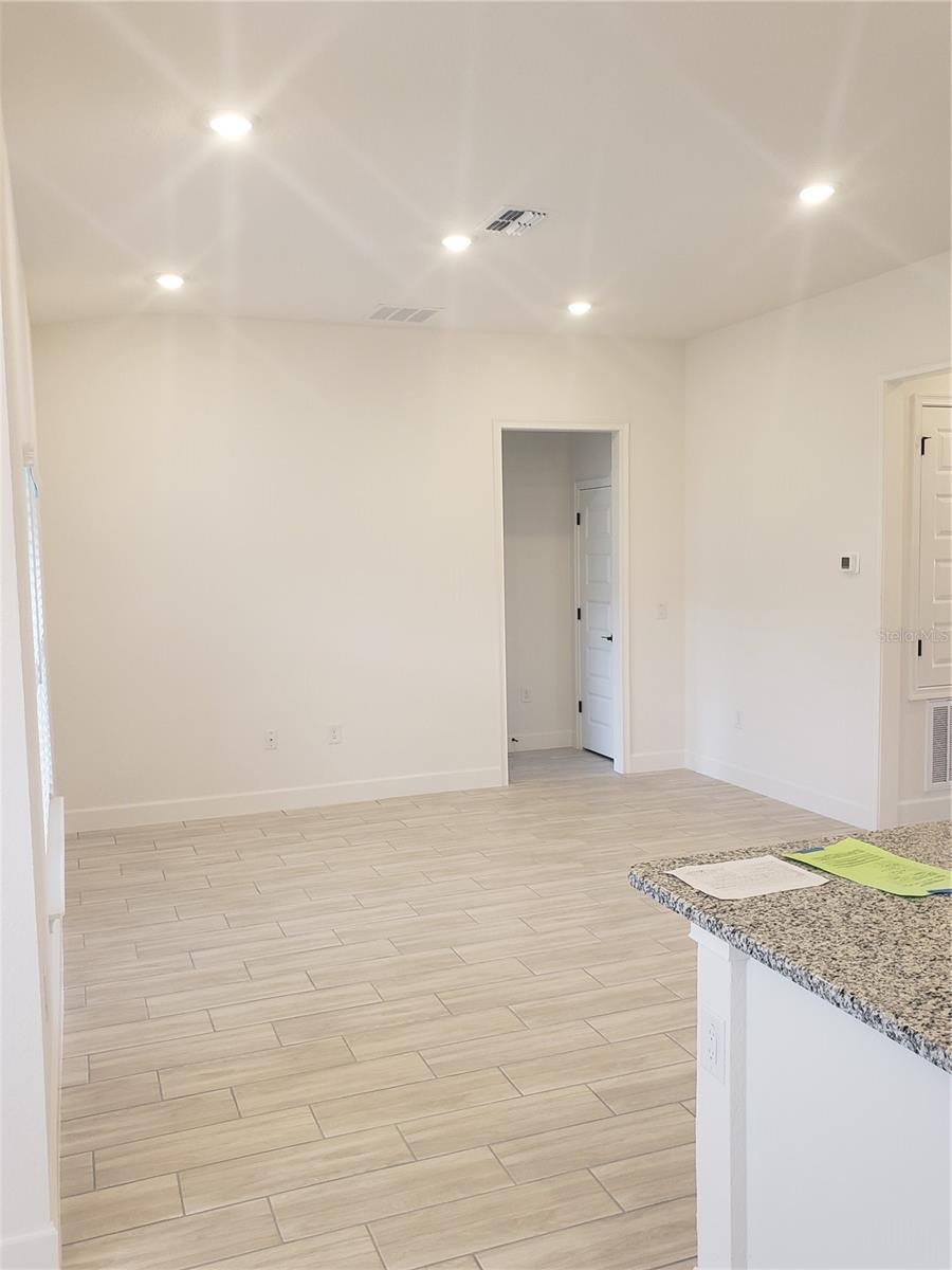 4952 SUTHERLAND STREET Lot 71