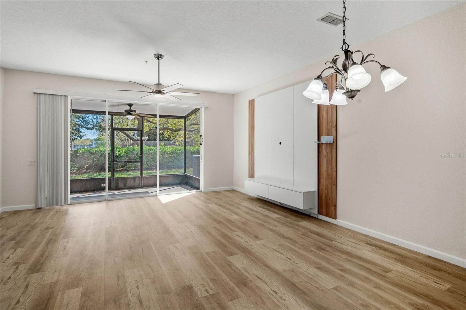 VISTAS/STONEBRIDGE COMMONS PH - Residential