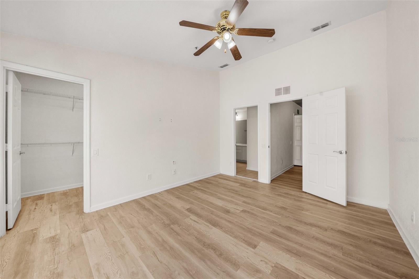 VISTAS/STONEBRIDGE COMMONS PH - Residential