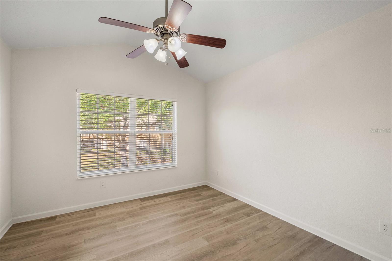 VISTAS/STONEBRIDGE COMMONS PH - Residential