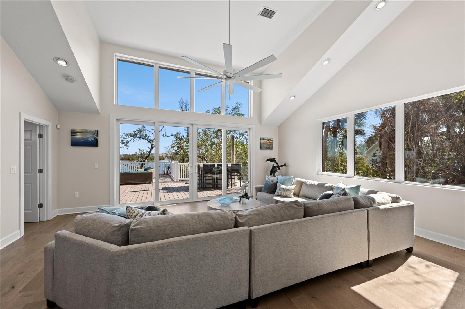 140 N CASEY KEY ROAD