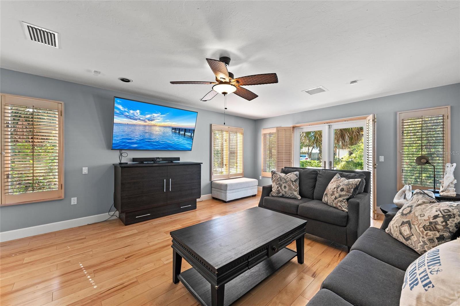 CASEY KEY - Residential